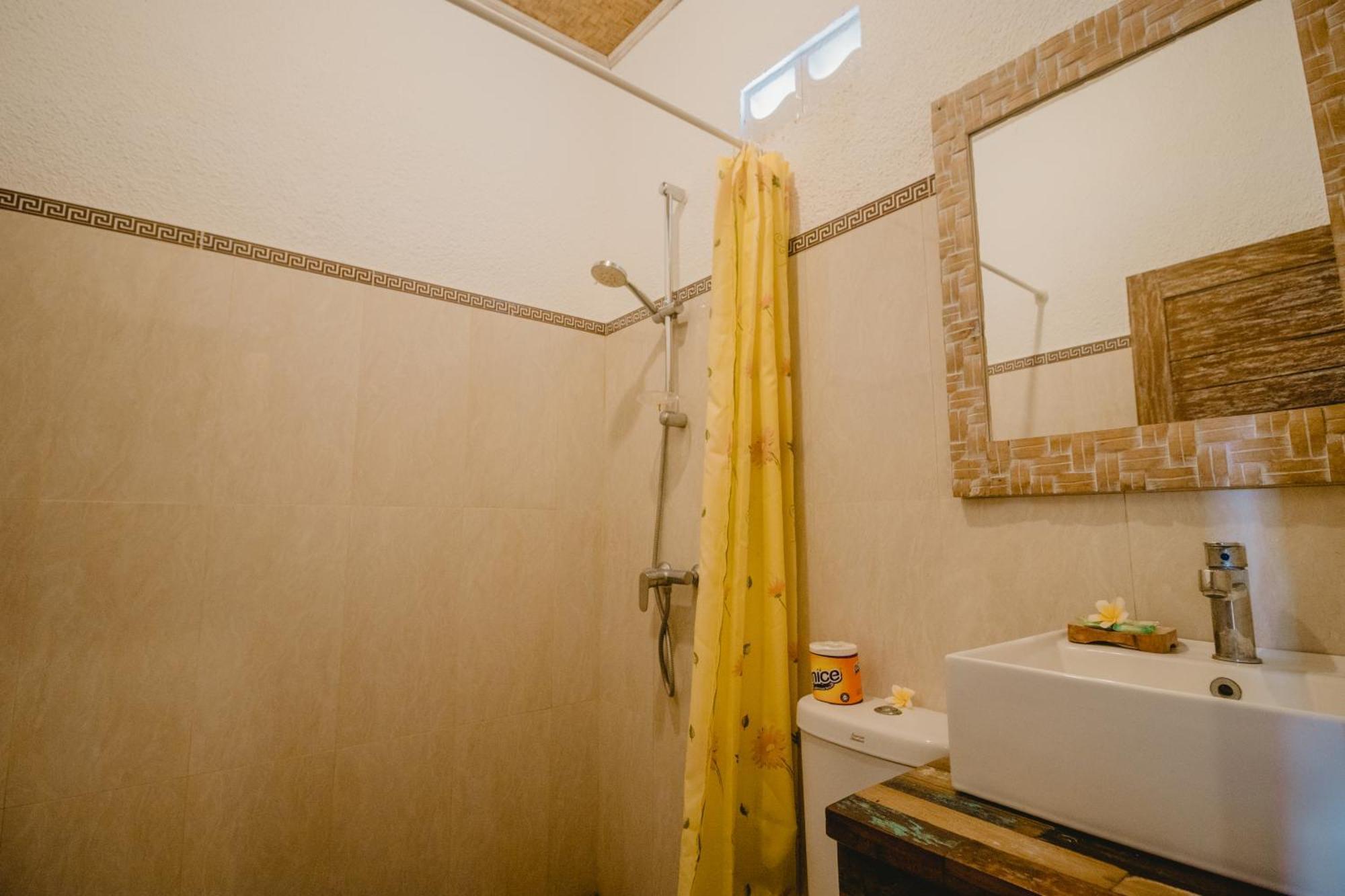 Apartamento Samblung Mas House Denpasar Exterior foto